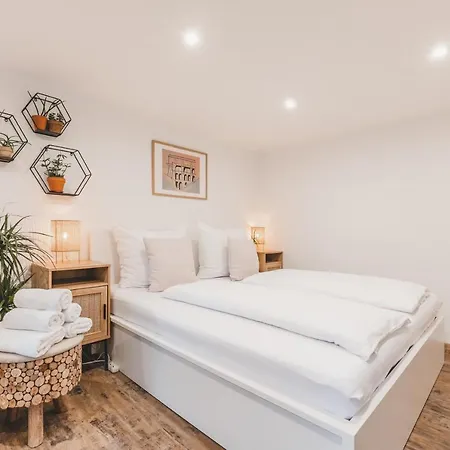 Konekt * Český Krumlov